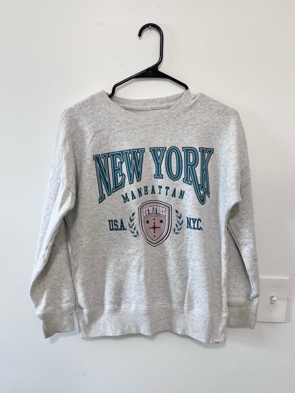 Abercrombie Kids New York Manhattan Sweatshirt- Size 11/12